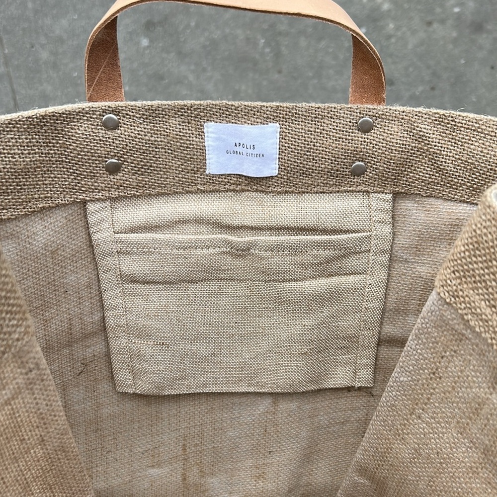 Large tote - Picture 9 of 9